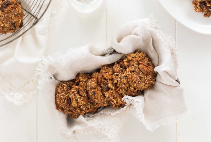 These Breakfast Cookies Feature Fiber, Protein, Fruit & Even A Vegetable These Breakfast Cookies Feature Fiber, Protein, Fruit & Even A Vegetable