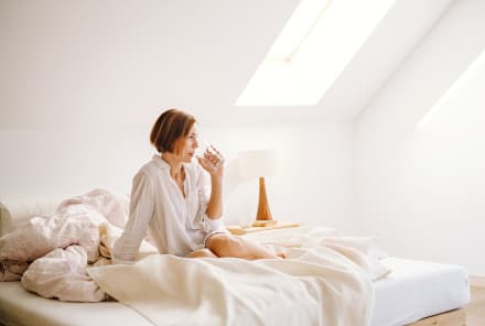 Melatonin vs. Magnesium: The Difference Between The Sleep Aids, Explained Melatonin vs. Magnesium: The Difference Between The Sleep Aids, Explained